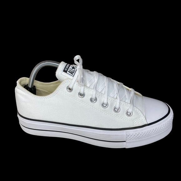 Converse Chuck Taylor® All Star® Platform Sneaker in White Canvas Sz: 9.5 - Picture 2 of 11